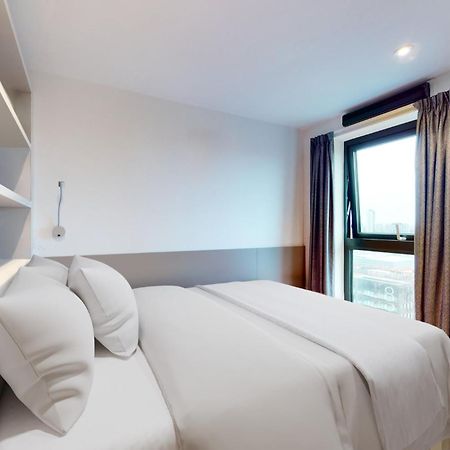 Canvas Manchester Ngoại thất bức ảnh